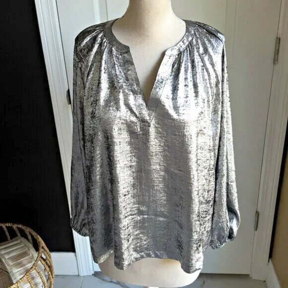 NEW! BOHO Silver METALLIC TUNIC BLOUSE SZ L - Picture 1 of 4